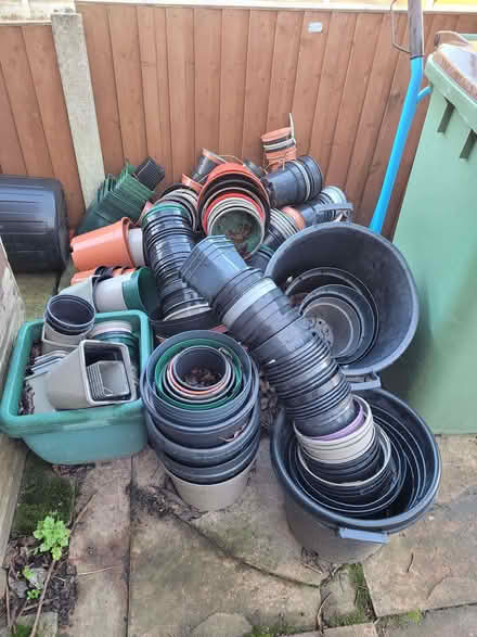 Photo of free Plant pots (Holbrook DE56) #1