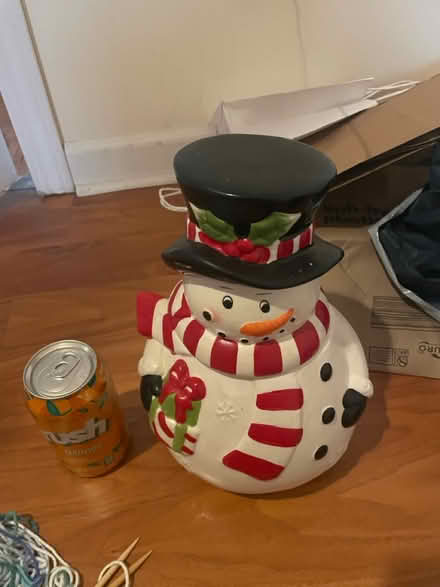 Photo of free Cookie jar and soda (Logan square) #1