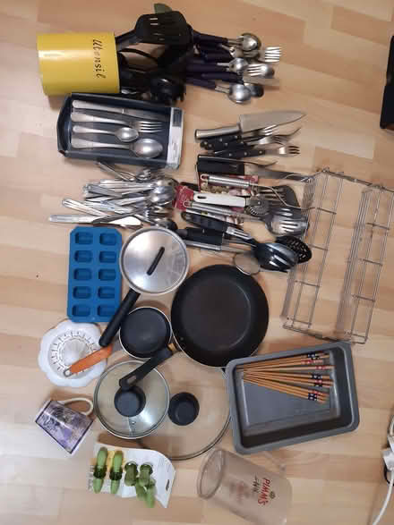 Photo of free Lots of kitchen stuff (Park Central B5) #2