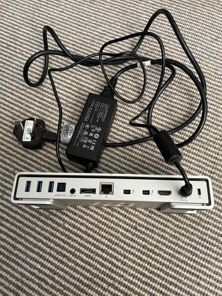 Photo of free StarTech docking station (Golden Green TN11) #3