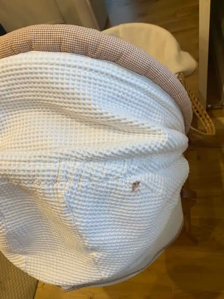 Photo of free Baby Moses basket crib (HP5 Chesham) #4
