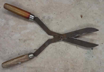 Photo of free Garden Shears (Hassall Moss CW11) #1