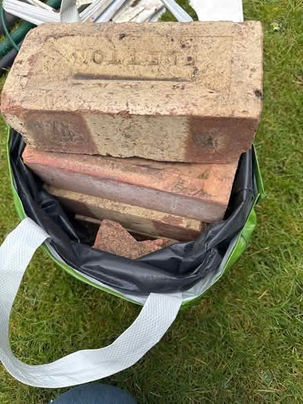 Photo of free 4 house bricks (Wheathampstead AL4) #1