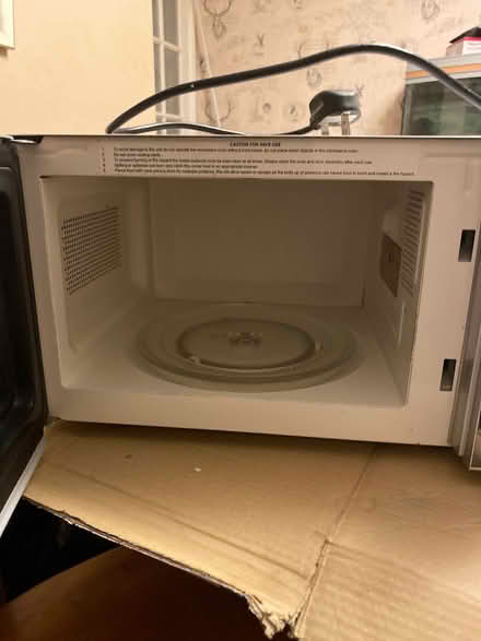 Photo of free Russel Hobbs Microwave (Easthampstead RG12) #2