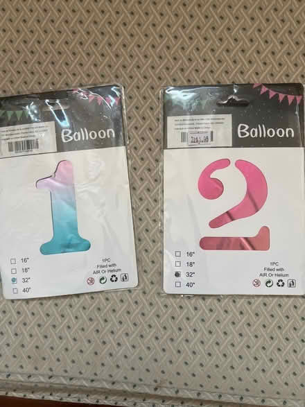 Photo of free “1” & “2” balloons (S Section) #2