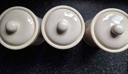 Photo of free Ceramic Coffee/Sugar/Tea Cont'rs (Murrow) #4