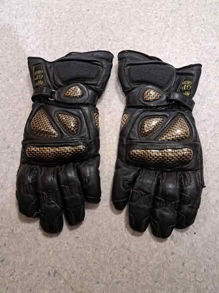 Photo of free Black leather motorcycle gloves XXL (Botley OX2) #1