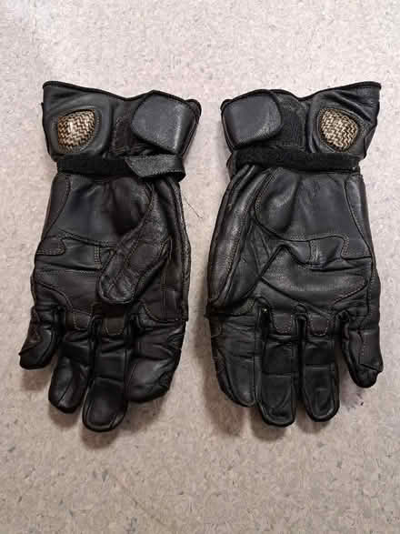 Photo of free Black leather motorcycle gloves XXL (Botley OX2) #2