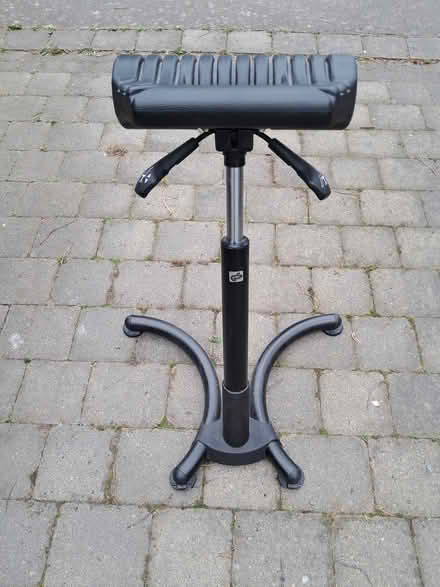 Photo of free Drummer stool adjustable (Upper Hatch Street, Dublin 2) #3