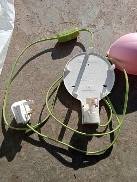 Photo of free IKEA kids bedside light (Dovecote BS37) #2