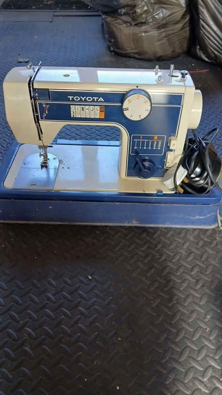 Photo of free Electric sewing machine (Upton CH49) #2