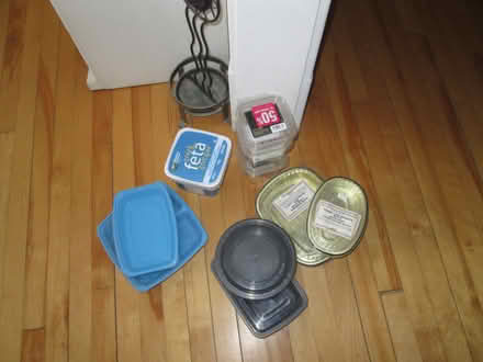 Photo of free food containers w/lids (Old Ottawa South) #1