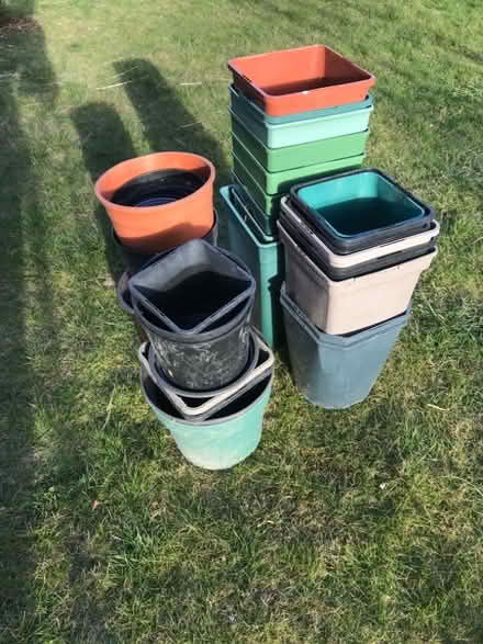 Photo of free About 40 pots (Ringmer BN8) #1