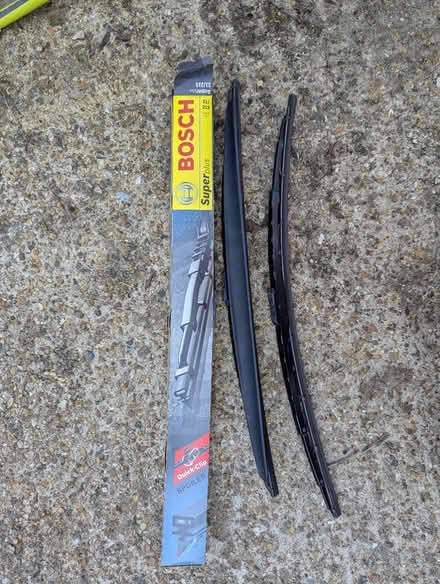Photo of free Bosch 21/21S wiper blades (Rudgwick) #1