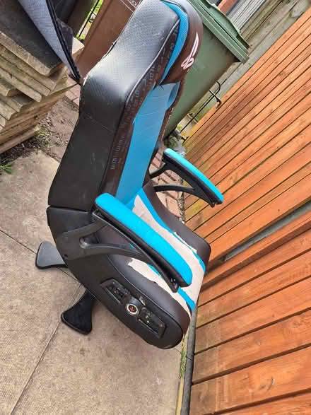 Photo of free Gaming chair (Stockport,Manchester SK8) #2