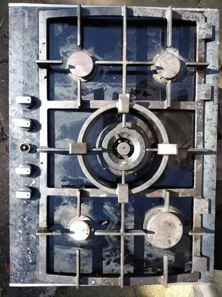 Photo of free Siemens 5 place gas hob (Shotover OX3) #1