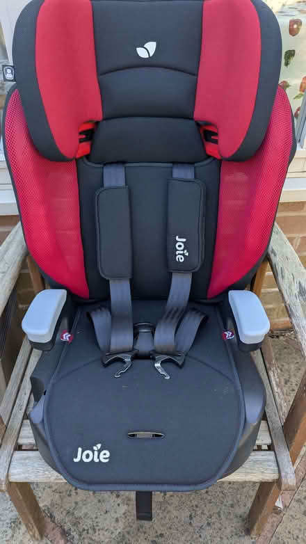 Photo of free Child's Car Seat (Shevington WN6) #1