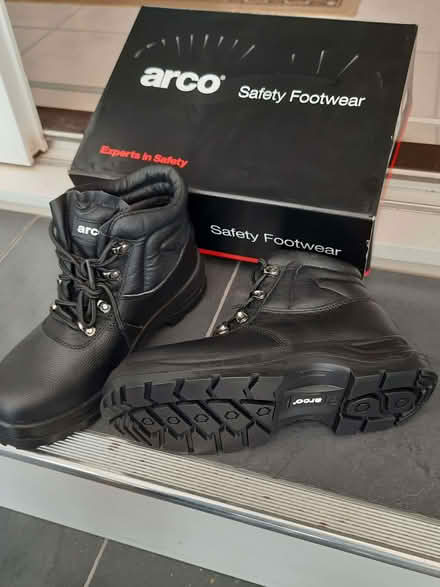 Photo of free Safety Boots (Stubbington PO14) #1