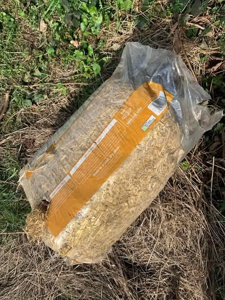 Photo of free Fresh straw (AL2 park street) #1