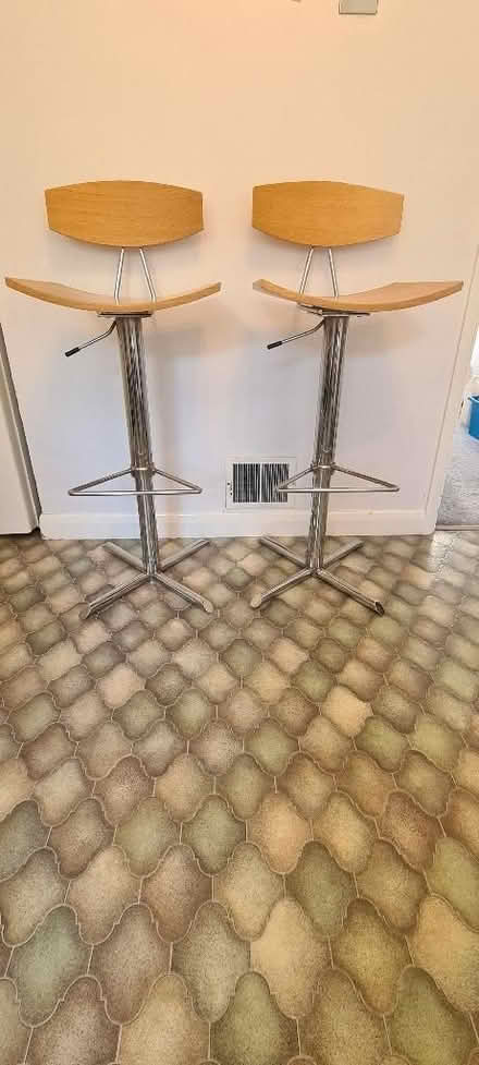 Photo of free Bar stools (Beckenham BR3) #1