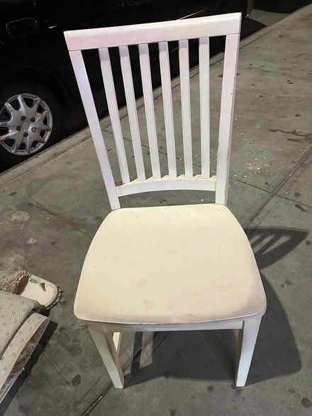 Photo of free Curb alert: Rugs and white chair (Upper East Side) #2