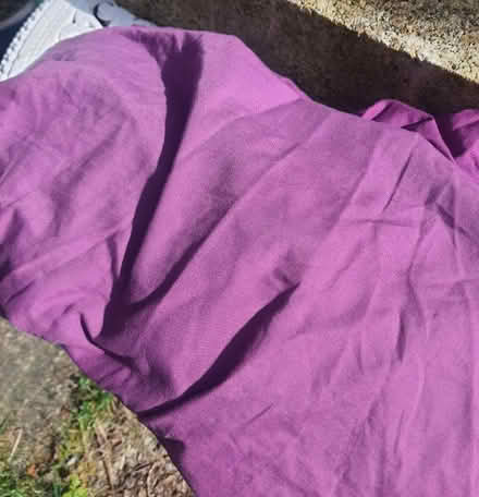 Photo of free Single fitted sheet (Box GL6) #2