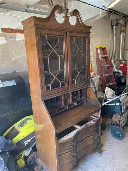 Photo of free antique desk/display cabinet (Garrison, NY) #1