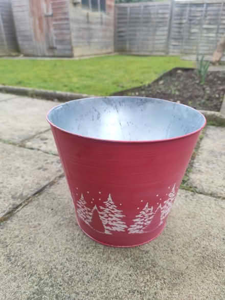 Photo of free Planting pot Christmas (Wheatley OX33) #1