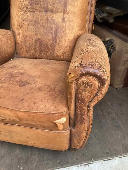 Photo of free Armchair for reupholstering (Dunfermline KY11) #2