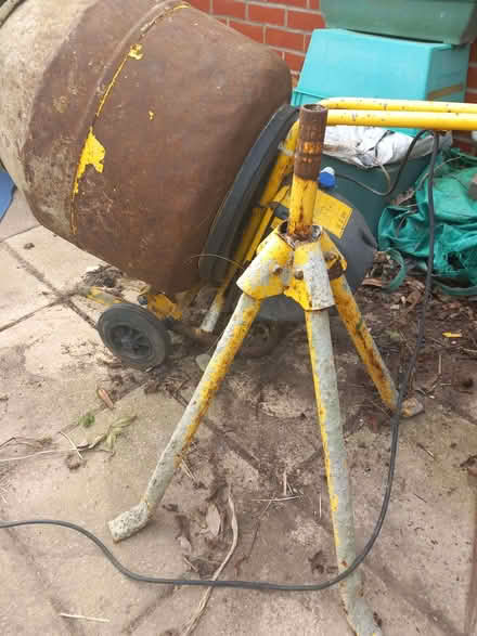 Photo of free cement mixer (Lexden CO3) #3