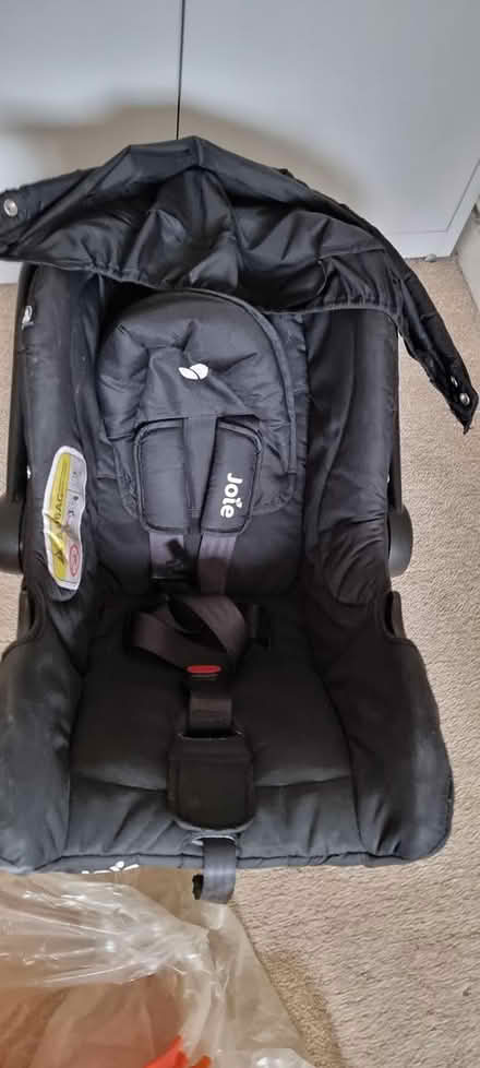 Photo of free Kids shoes and car seat (SW15 roehampton) #2