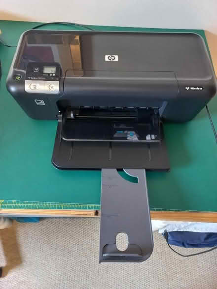 Photo of free hp deskjet d5560 wireless printer (Lower Tadmarton OX15) #1