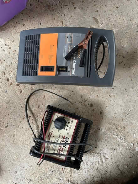 Photo of free 2x Car charger, wheel bolts, car charger (Lindfield RH16) #3