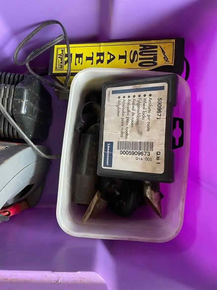 Photo of free 2x Car charger, wheel bolts, car charger (Lindfield RH16) #1