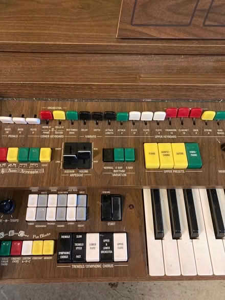 Photo of free in Marshfield .. electric Yamaha organ (Marshfield) #2