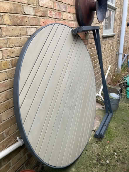 Photo of free garden table (Summertown OX2) #1