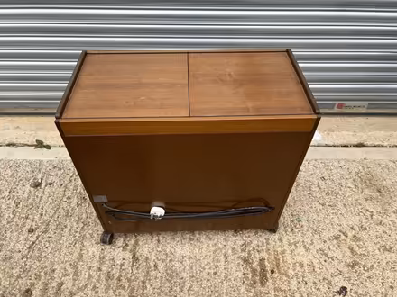 Photo of free Hostess Trolley - Philips (Caxton CB23) #2