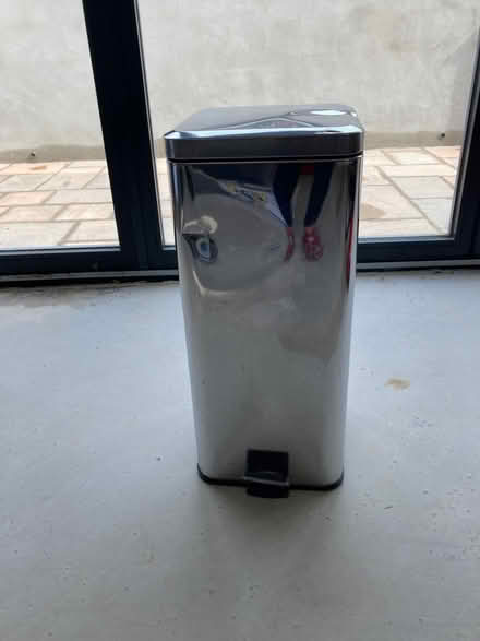 Photo of free Kitchen bin (Dudbridge GL5) #2