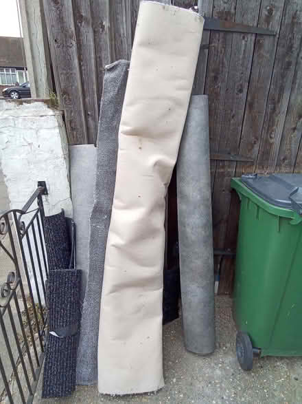 Photo of free Carpet (Plumstead SE18) #1