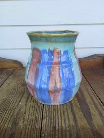 Photo of free Vase (73 Main Blvd, Ewing Twp.) #1
