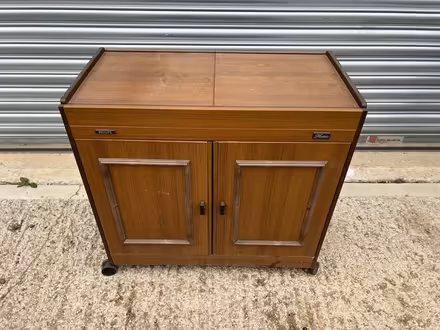 Photo of free Hostess Trolley - Philips (Caxton CB23) #1