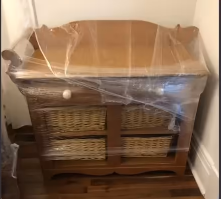 Photo of free bureau / baby change table (Roncesvalles) #1