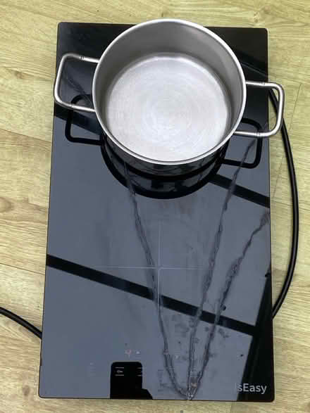 Photo of free electric 2 ring induction hob (AL1) #2