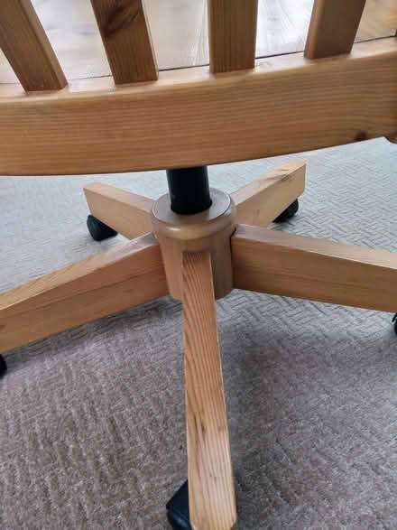 Photo of free Office chair (Segensworth East PO15) #4