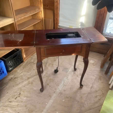 Photo of free Singer Console Sewing Machine (Ann Arbor Water Hill 48103) #2