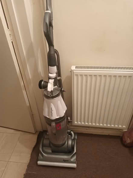 Photo of free Dyson vacuum not working (Carlton) #1