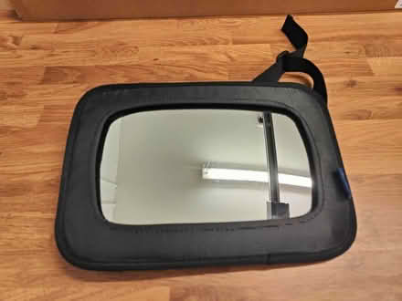 Photo of free Kids headrest mirror thing (Weybridge KT13) #1
