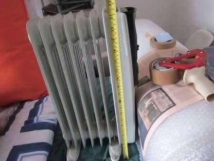 Photo of free Radiator Portable Oil 1500W working (Canonbury N1) #3