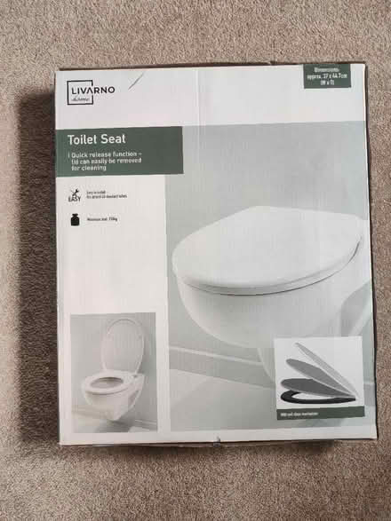 Photo of free Toilet seat (Colehill BH21) #1