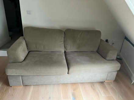 Photo of free A comfy sofa that folds out into a bed (Aylesbury Vale HP20) #3